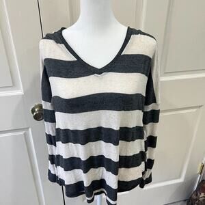 Socialite grey and white striped sweater, size L